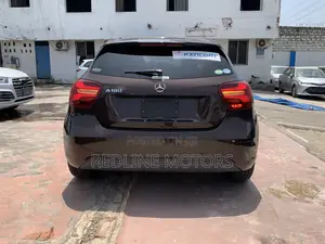 Mercedes-Benz A-Class 2018 Brown
