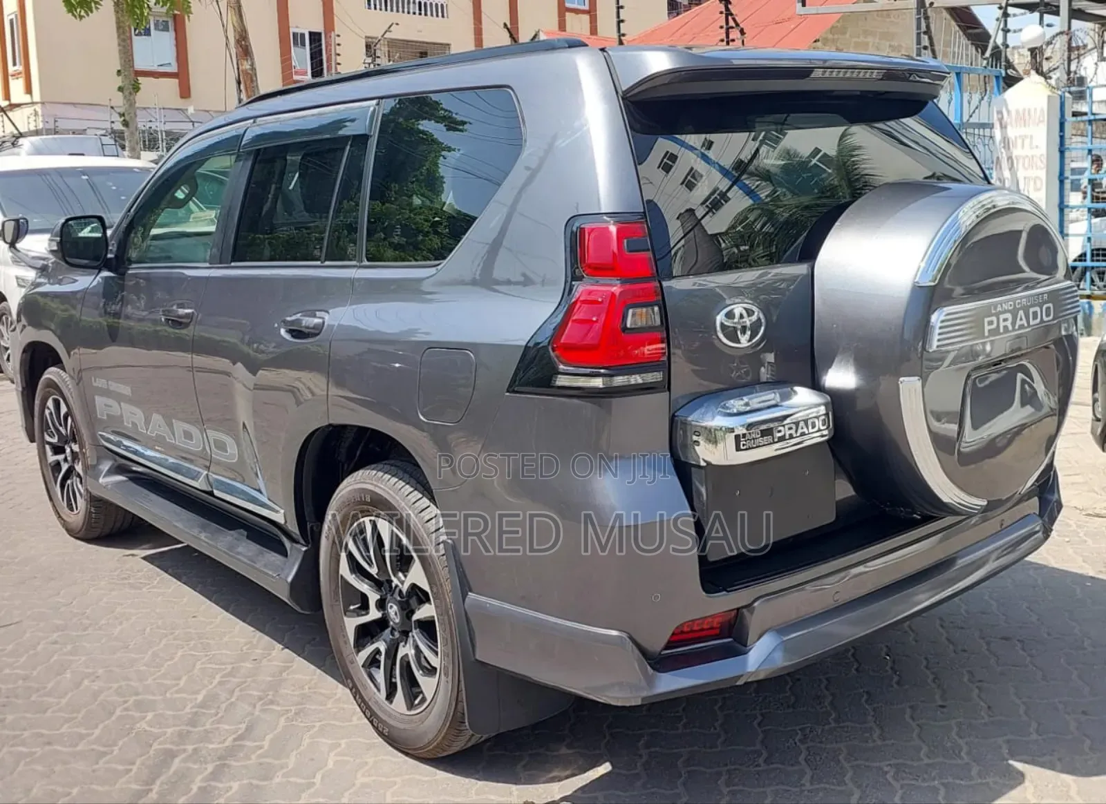 Toyota Land Cruiser Prado 3.0 172hp 2018 Gray