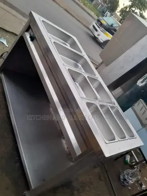Amazing Food Warmer Display