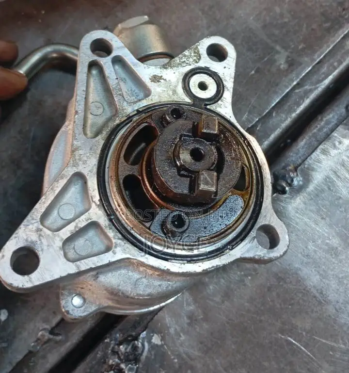 Mazda Cx5/Axela/Atenza Vacuum Pump Ex-Japan