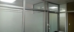 Aluminum/Gypsum Office Partitioning