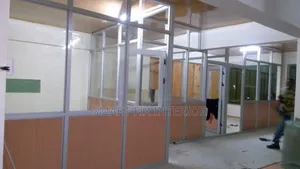 Aluminum/Gypsum Office Partitioning