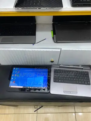 Laptop HP Pro X2 612 G2 8GB Intel Core I5 SSD 256GB