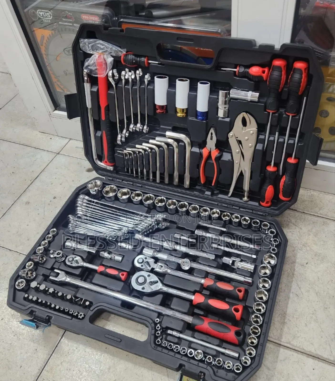 142pcs Tools Set / Spanner Set 142pcs