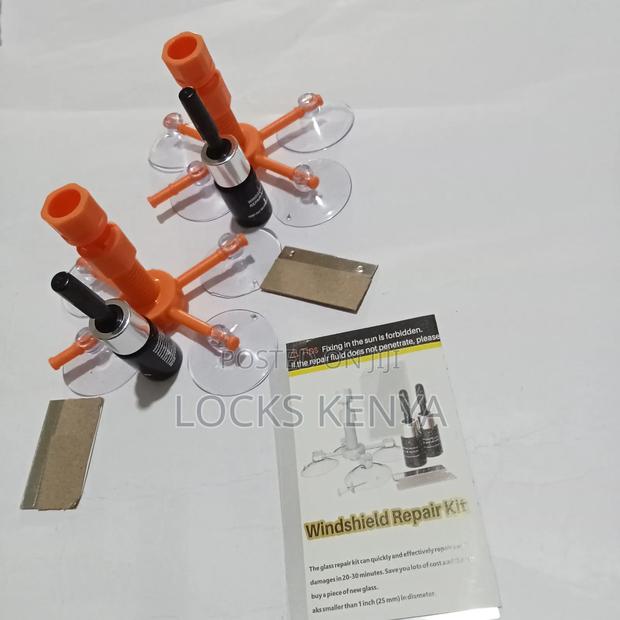 Quick Fix Windscreen Crack Repair Fluid - thumbnail 3