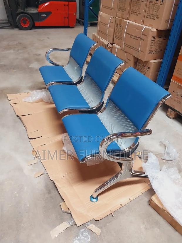 Blue Airport Link Chair