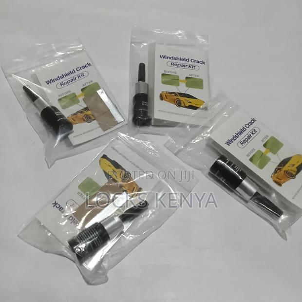 Automobile Car Glass Cracks Resin