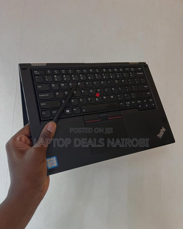 Laptop Lenovo 300e 8GB Intel Core I5 SSD 128GB - main view