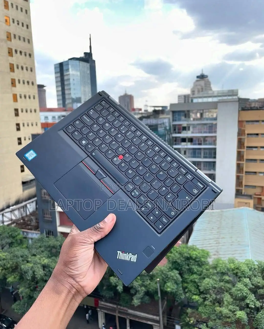 Lenovo Chromebook C330 8GB Intel Core Ultra 5 SSHD (Hybrid) 256GB