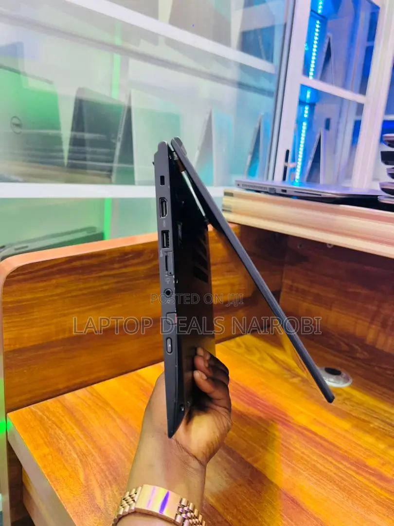 Laptop Lenovo A10 8GB Intel Core I5 SSD 256GB