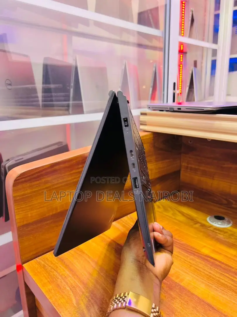 Laptop Lenovo A10 8GB Intel Core I5 SSD 256GB