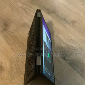 Laptop Lenovo A7 8GB Intel Core Ultra 5 SSD 256GB