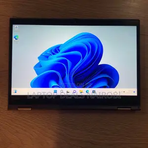 Laptop Lenovo A7 8GB Intel Core Ultra 5 SSD 256GB