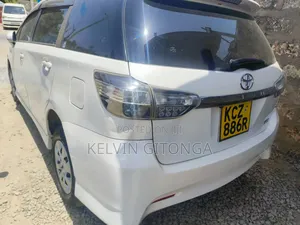 Toyota Wish 2013 White
