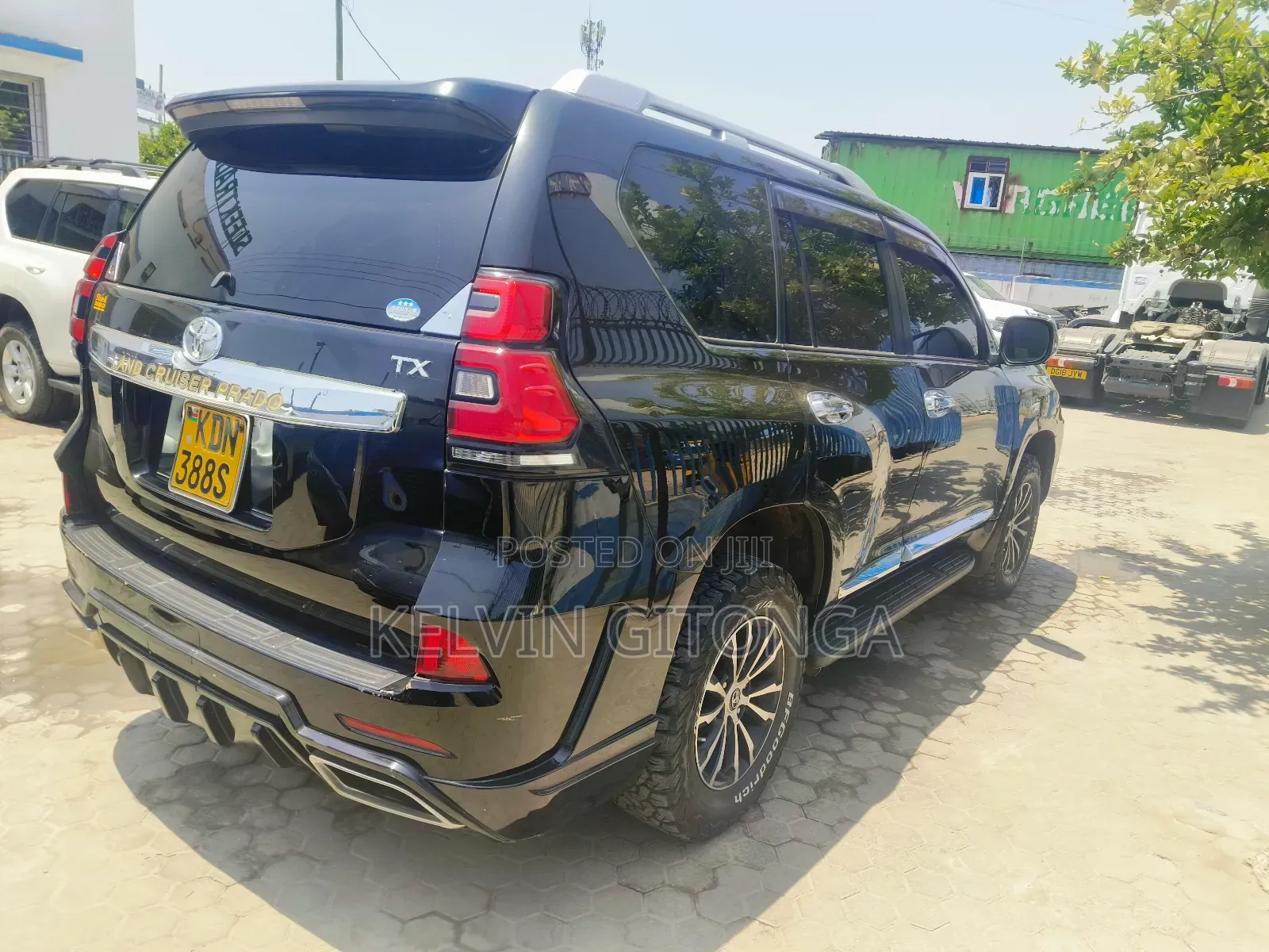 Toyota Land Cruiser Prado 2016 Black