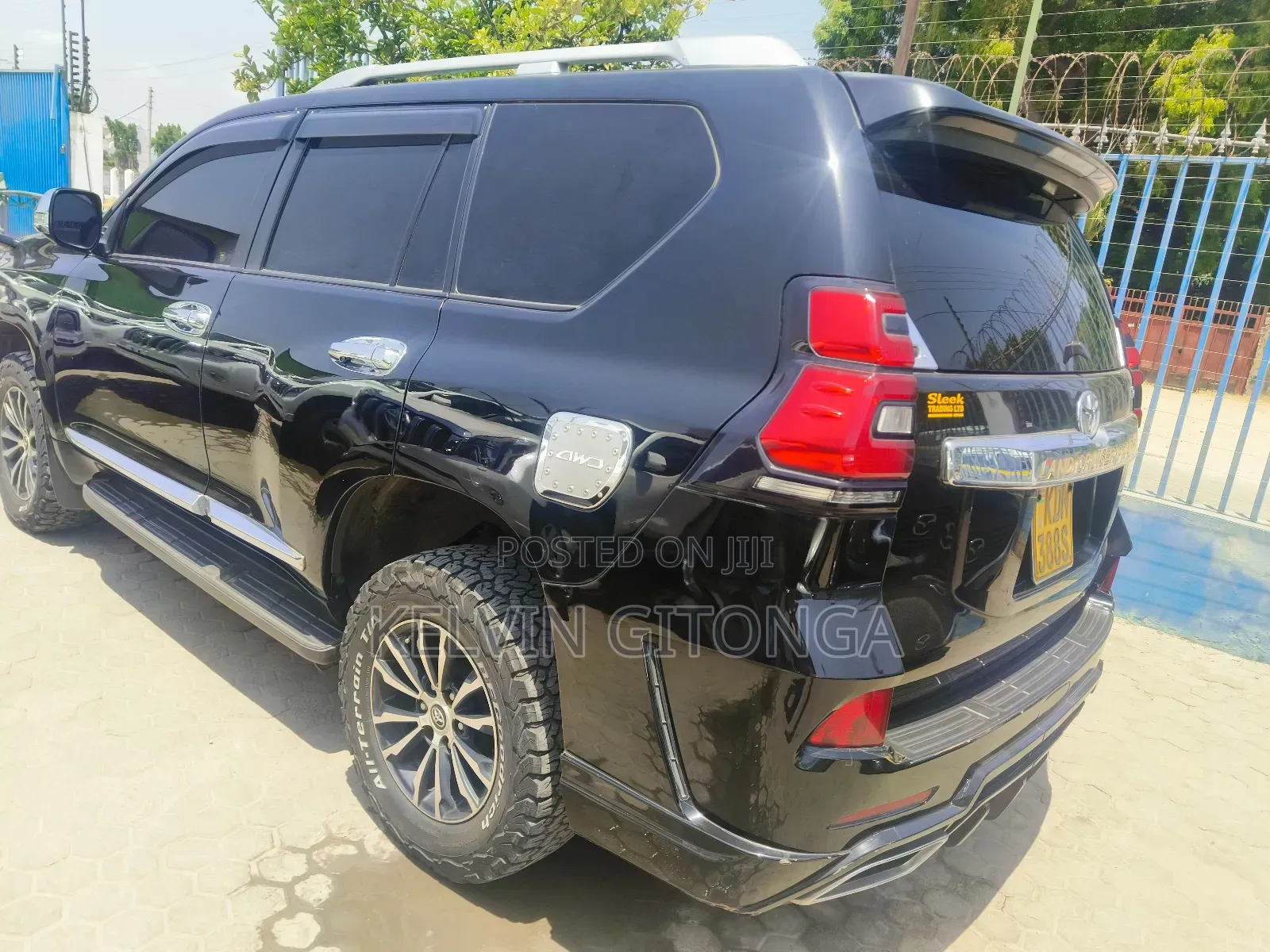 Toyota Land Cruiser Prado 2016 Black