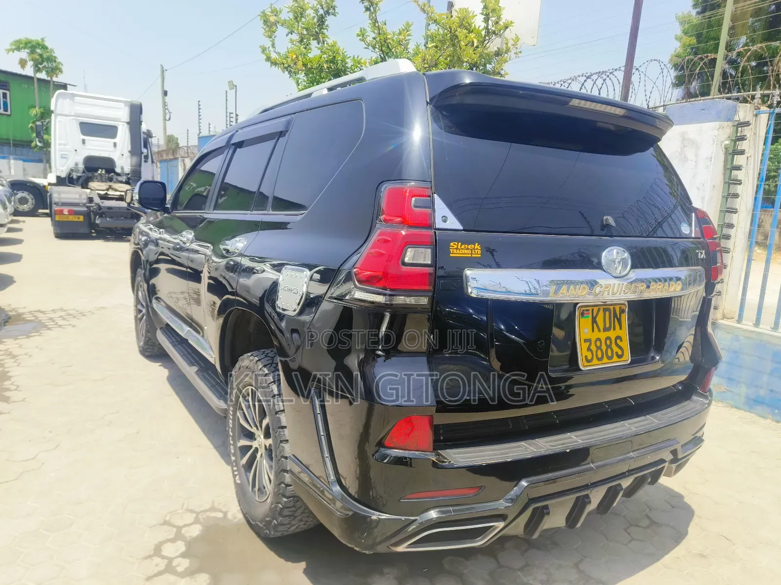 Toyota Land Cruiser Prado 2016 Black