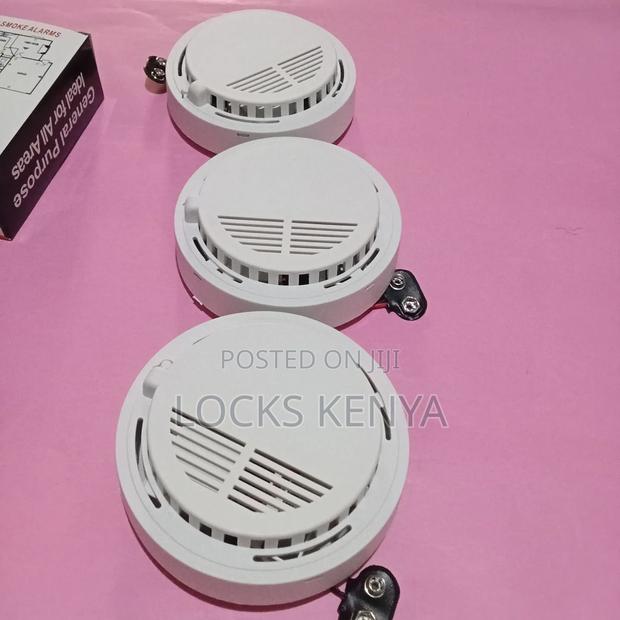 Home Use Smoke Detector - main view