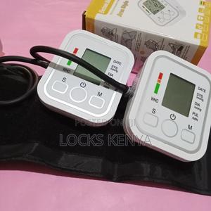 Doctors Blood Pressure Monitor - thumbnail 2