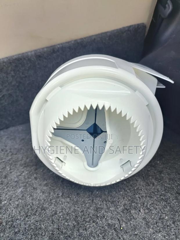 Center Pull Paper Dispenser(Medium) - thumbnail 3