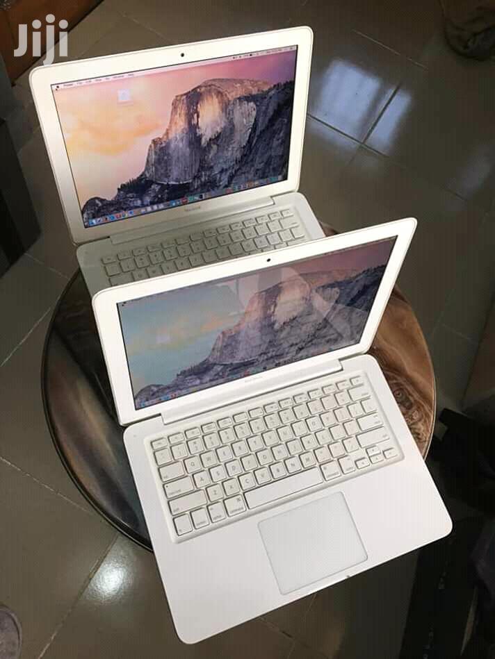 Laptop Apple MacBook 4GB Intel Core 2 Duo HDD 500GB