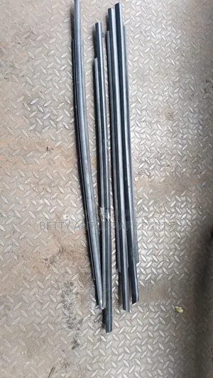 Mitsubishi Colt Mouldings( Set)