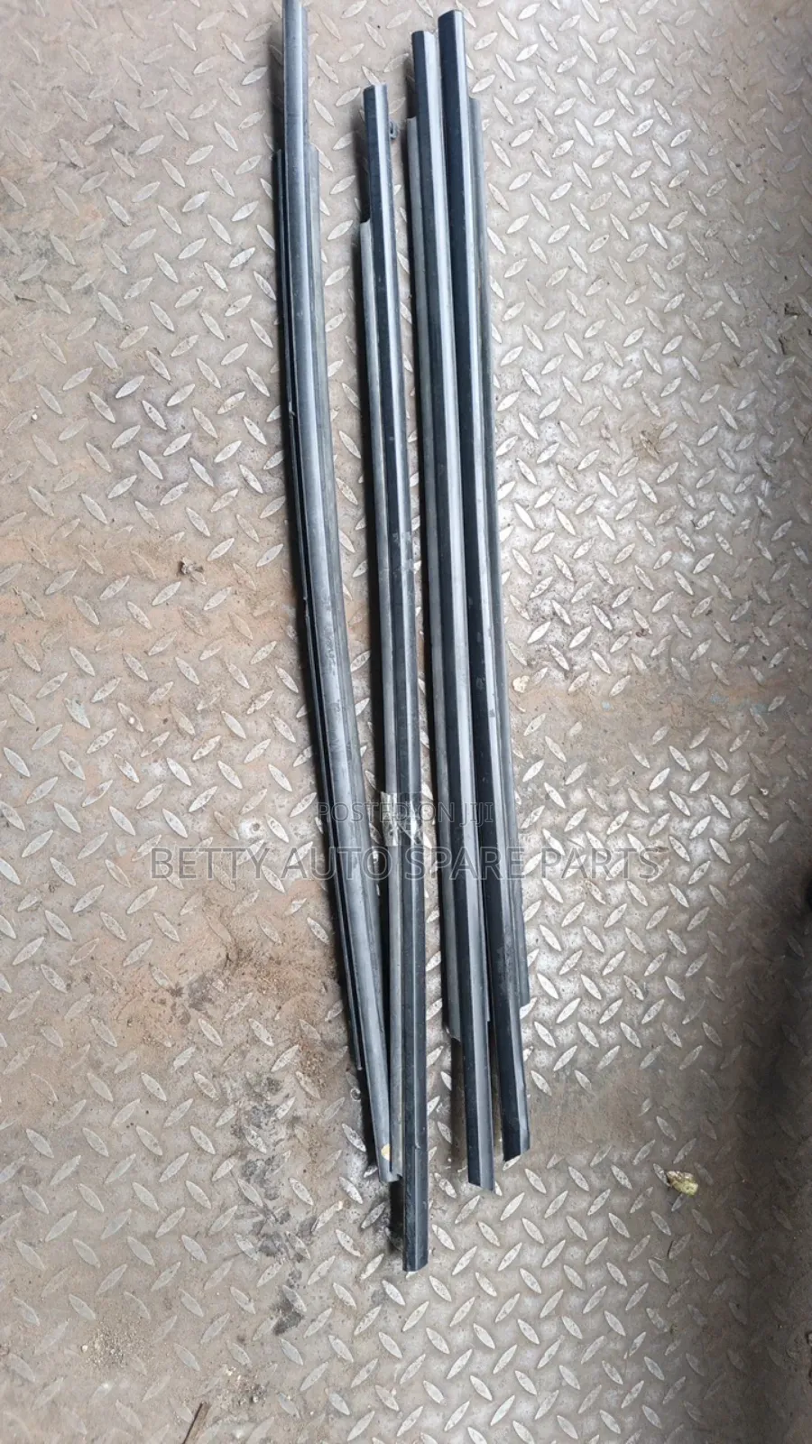 Mitsubishi Colt Mouldings( Set)