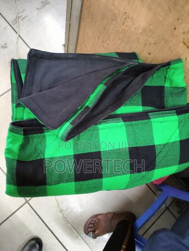 High Quality Fleece Massai Shuka.