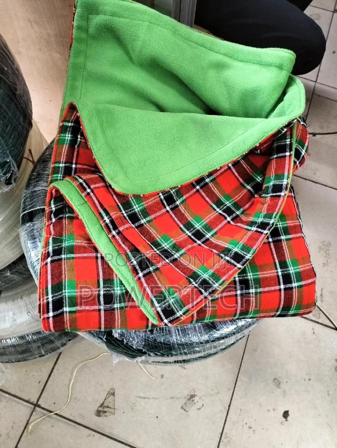 Heavy Maasai Fleece ;