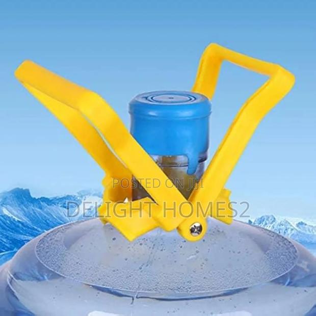 Water Bottle Lifting Artifacts -Pa - thumbnail 2