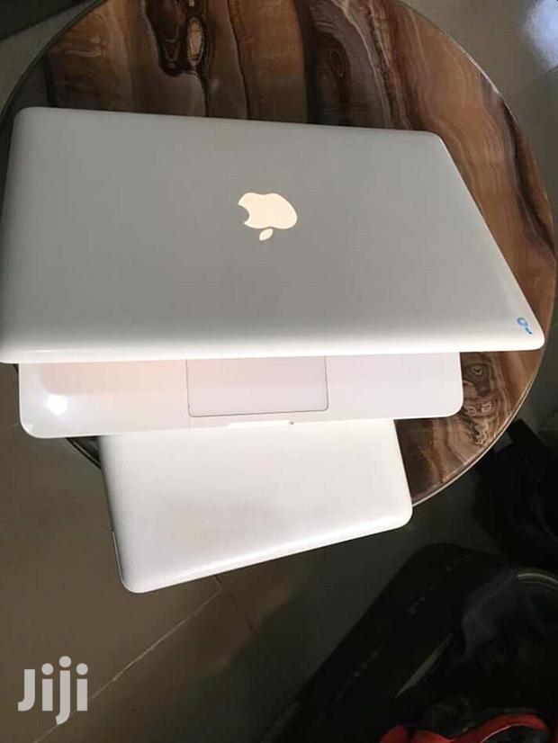 Laptop Apple MacBook 4GB Intel Core 2 Duo HDD 500GB - main view