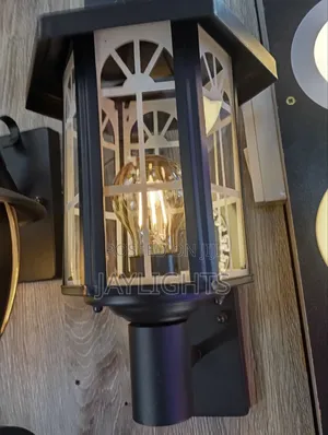 Wall Mounted Die-Cast Aluminum Outdoor Waterproof Wall Light