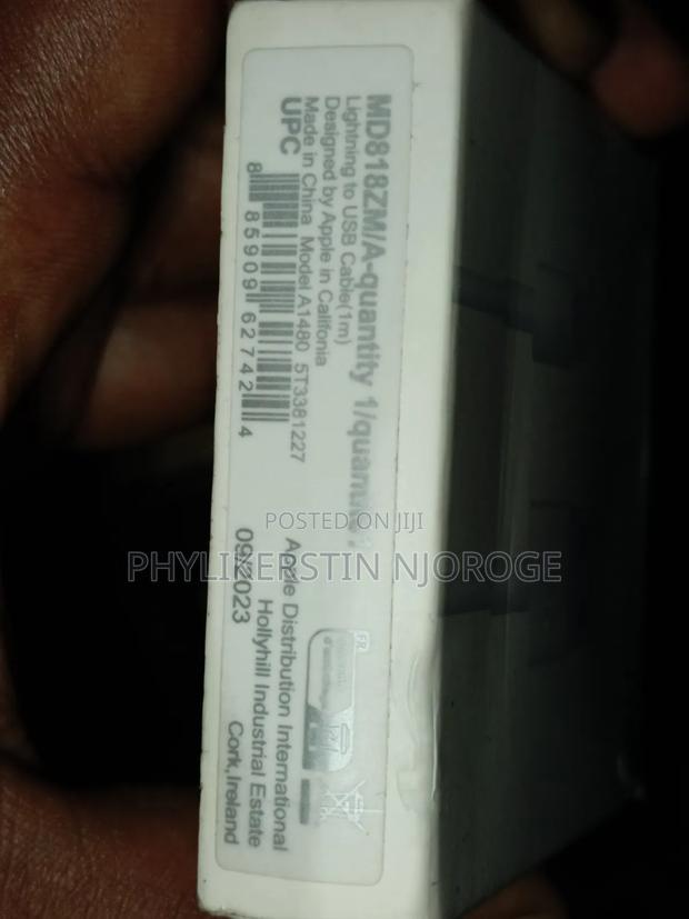 Apple iPhone 8 256 GB Gray - thumbnail 4