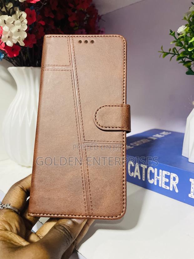 Tecno Camon 30pro Brown Leather Flip Cover - thumbnail 2