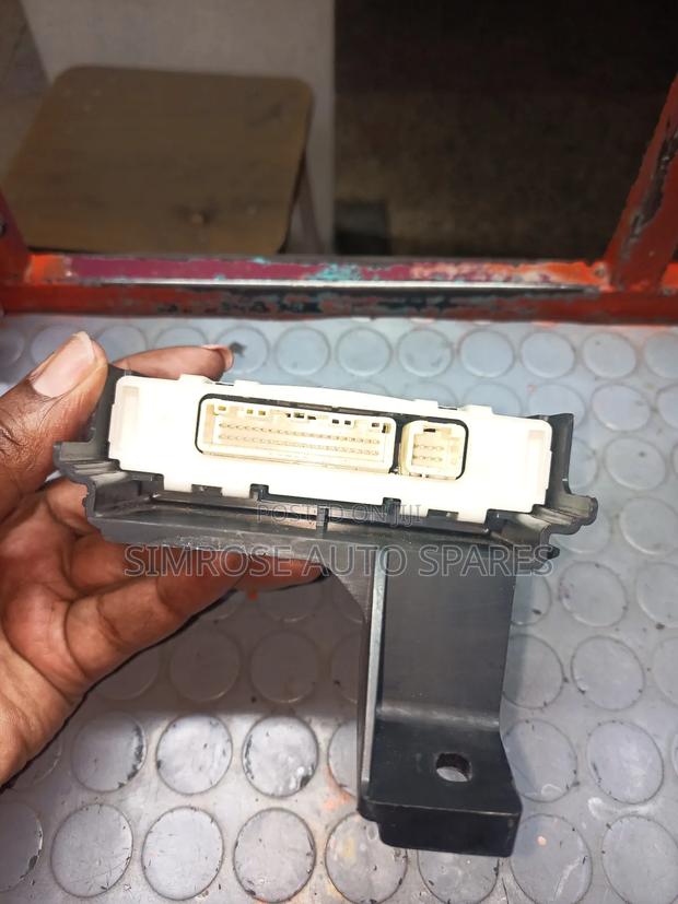 Toyota Harrier New Model AC Control Unit - thumbnail 2