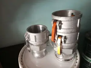 Camlocks Fitting/Seal Master.