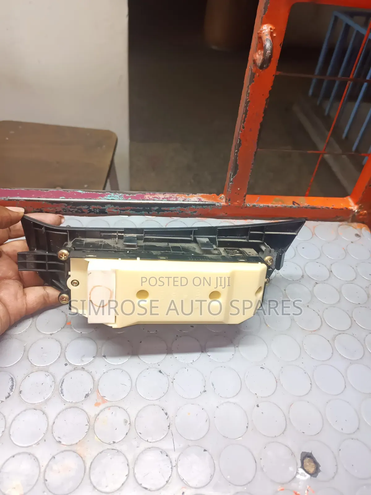 Harrier Old Model Main Door Switch