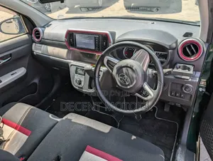 Toyota Passo 1.0 AWD 2018 Green