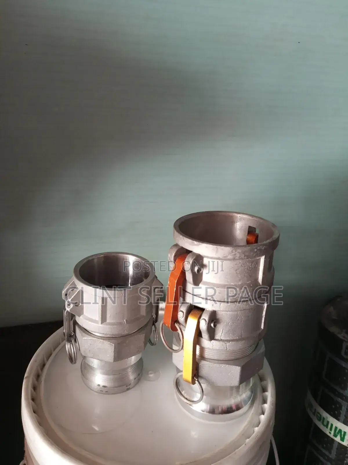 Camlocks Fitting/ Hydro Seal.