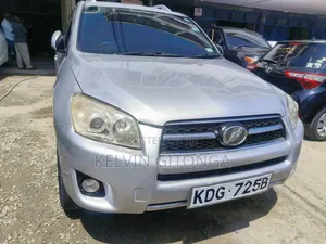 Toyota RAV4 2015 Silver