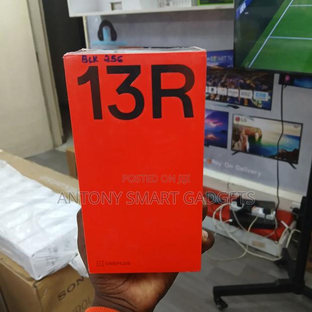 New OnePlus 13R 256 GB Black - main view