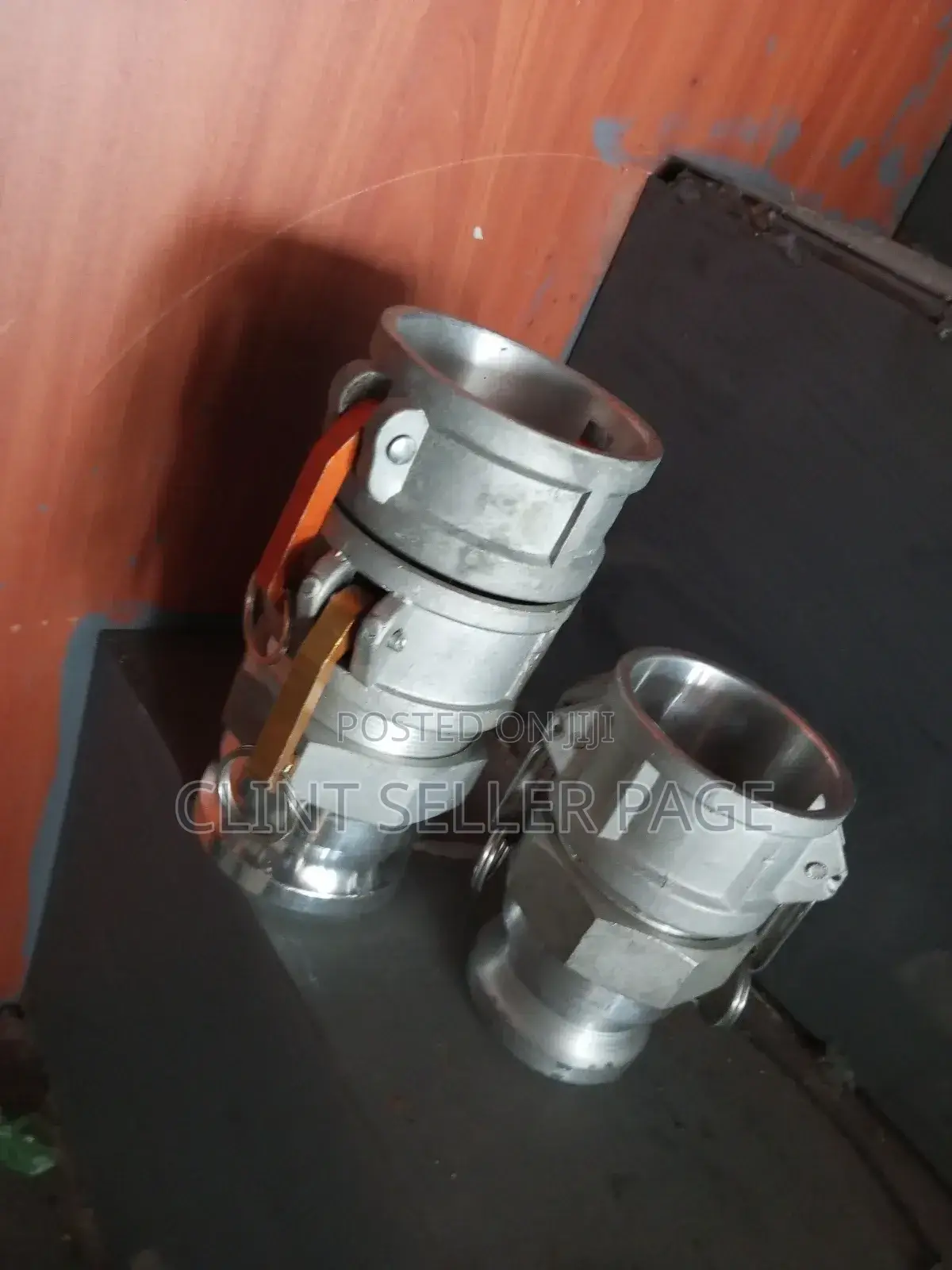 Camlocks Fitting/ Secure Flow.