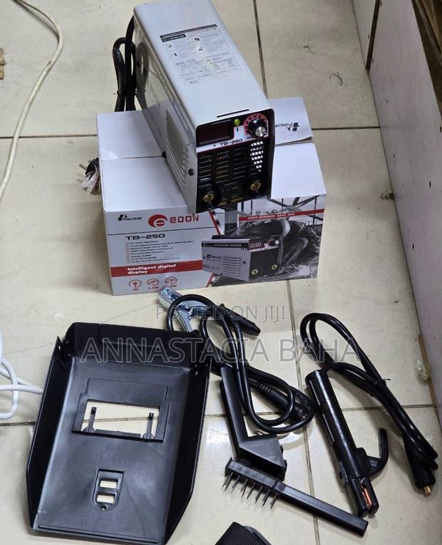 Powerful Edon TB 250 Welding Machine - main view