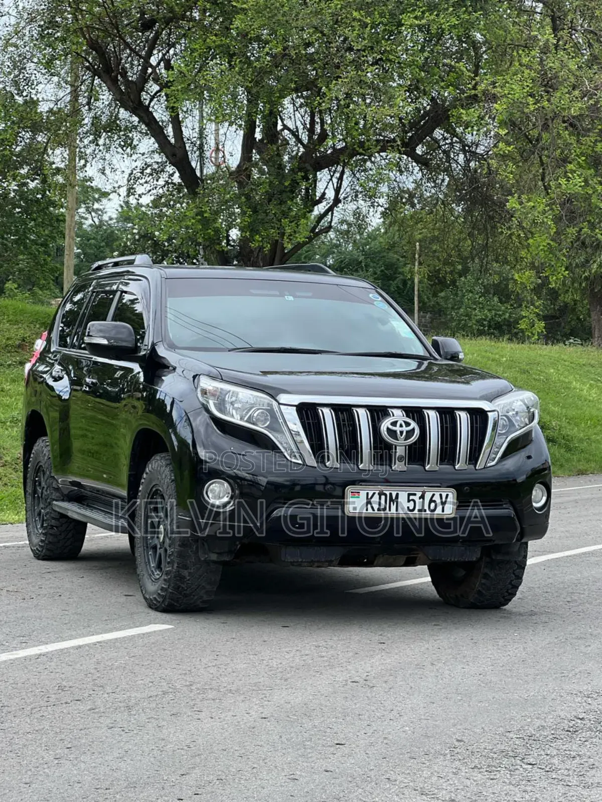 Toyota Land Cruiser Prado 2016 Black