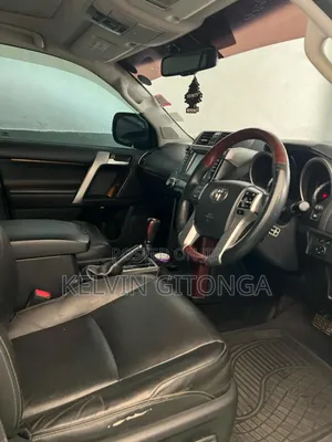 Toyota Land Cruiser Prado 2016 Black