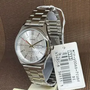 Casio Men's Leather Watch V006D 7C