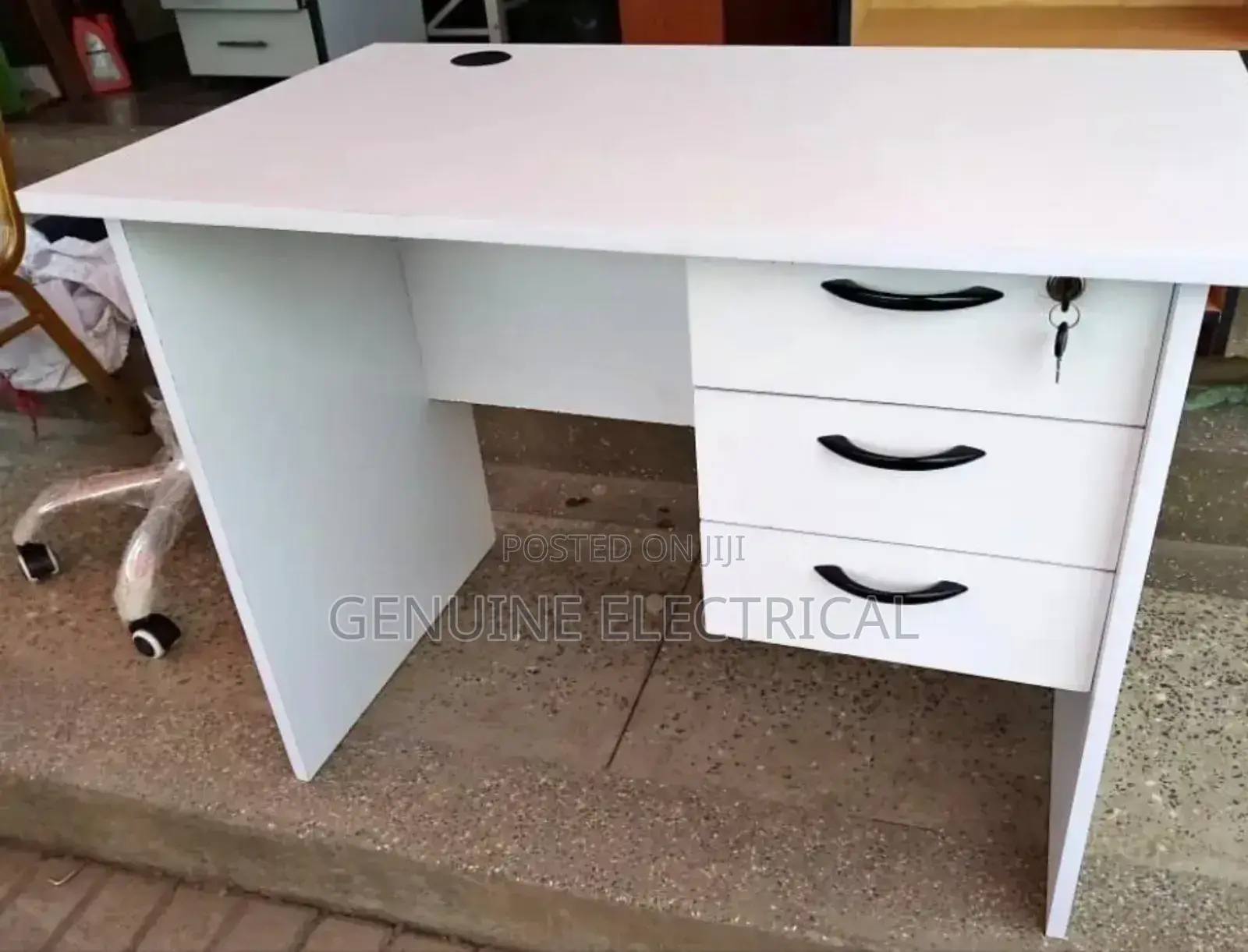 Best Quality White Office Desk