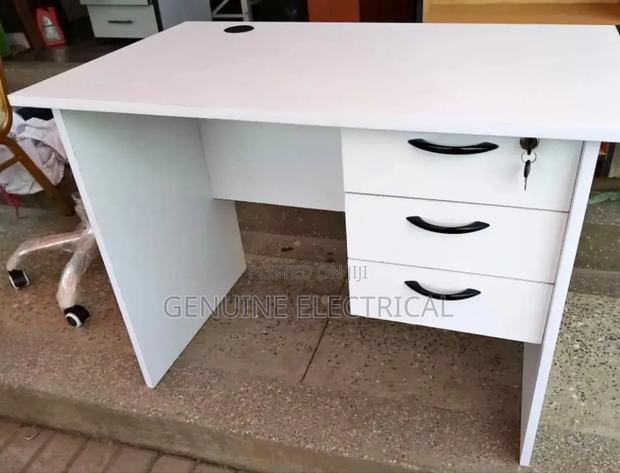 Best Quality White Office Desk - main view