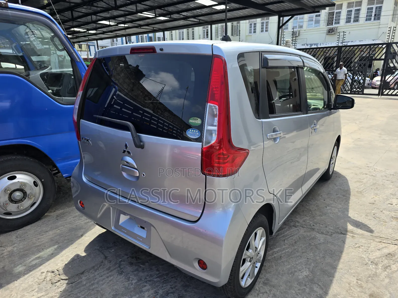 Mitsubishi EK Wagon 660 FWD 2017 Silver