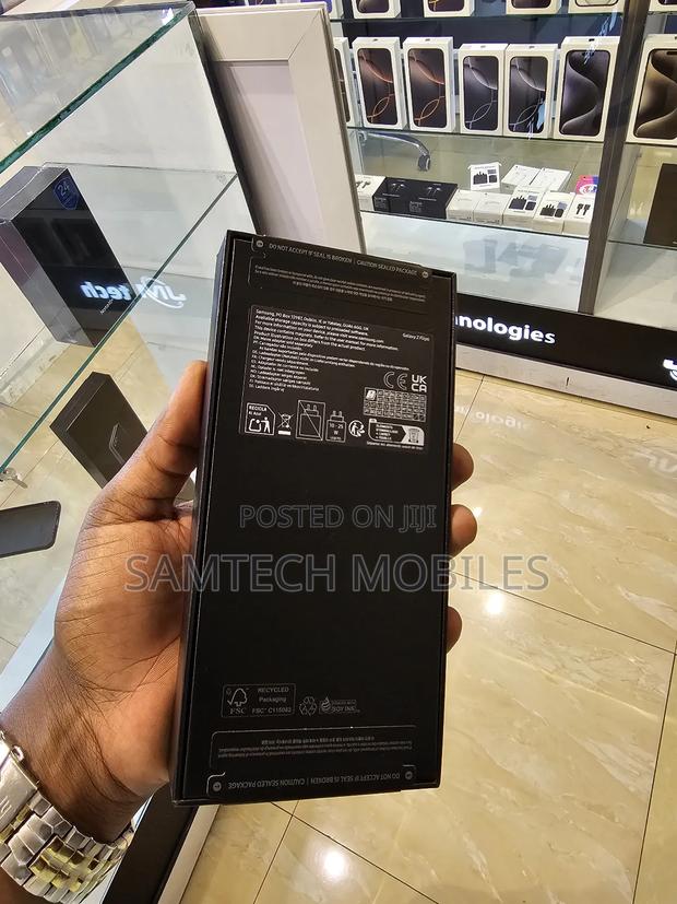 New Samsung Galaxy Z Flip6 256 GB Blue - thumbnail 4